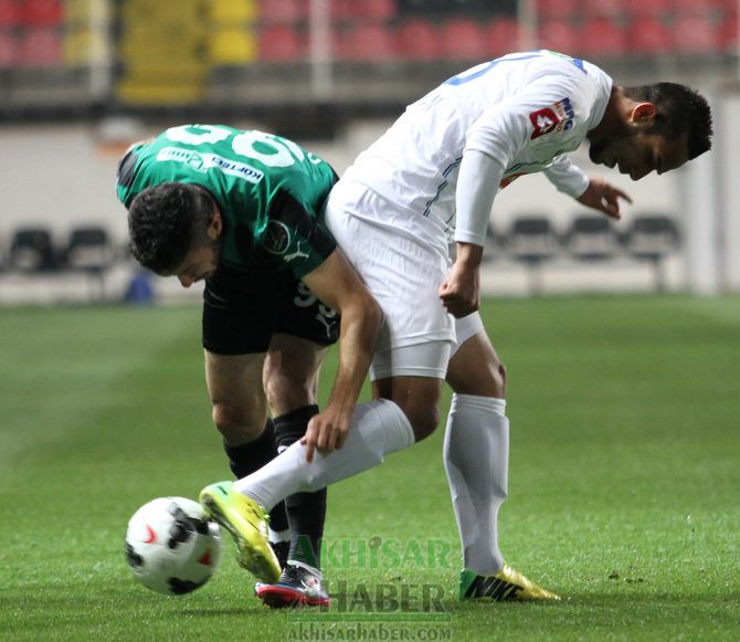 Akhisar Belediyespor;2 Çaykur Rizespor;3